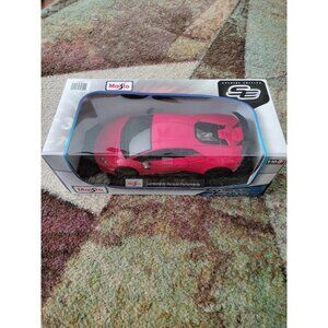 Maisto 1:18 Red Lamborghini Huracan Performante Special Edition
